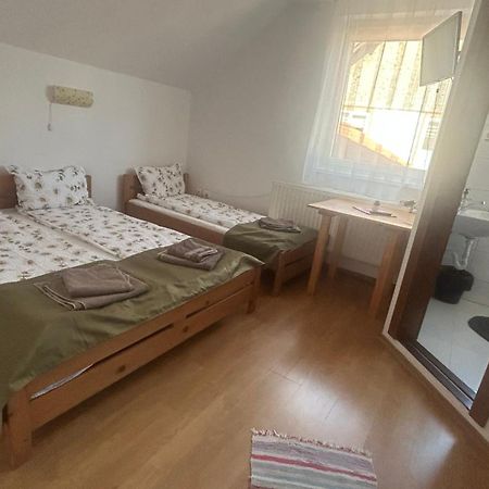 Kincses Panzio Bed & Breakfast Praid Exterior foto