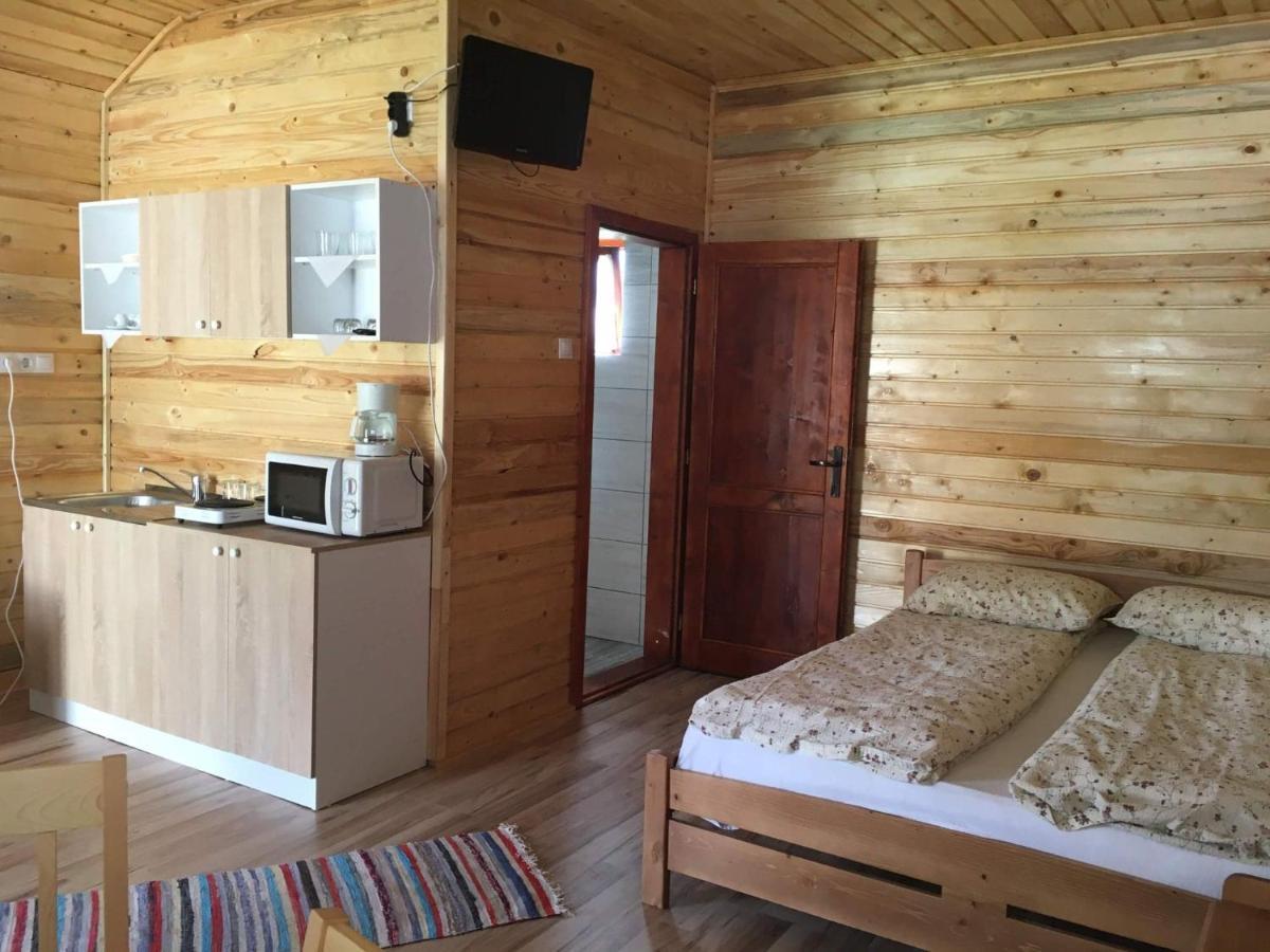 Kincses Panzio Bed & Breakfast Praid Exterior foto