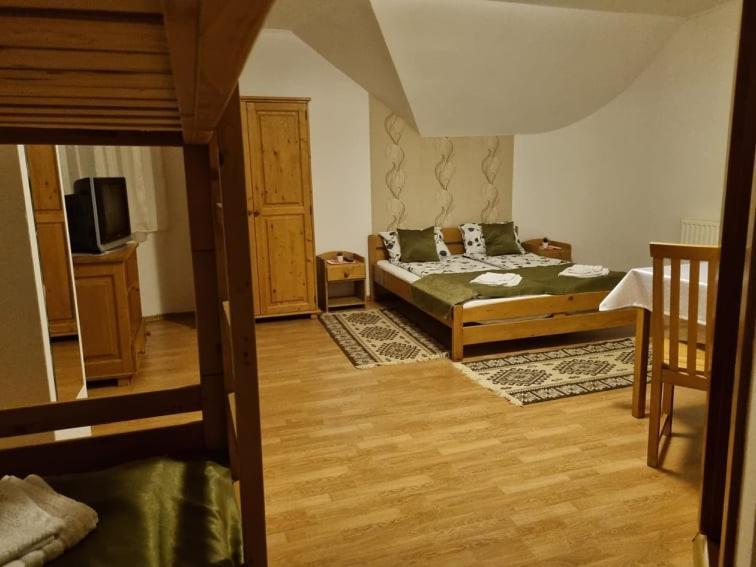 Kincses Panzio Bed & Breakfast Praid Exterior foto