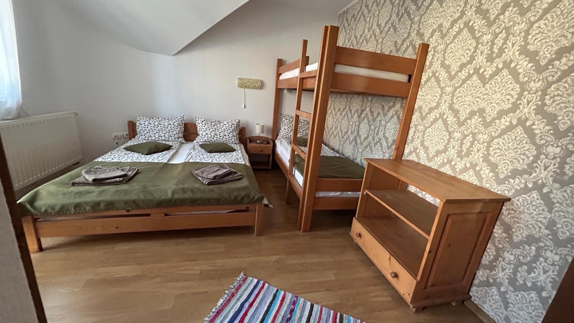 Kincses Panzio Bed & Breakfast Praid Exterior foto