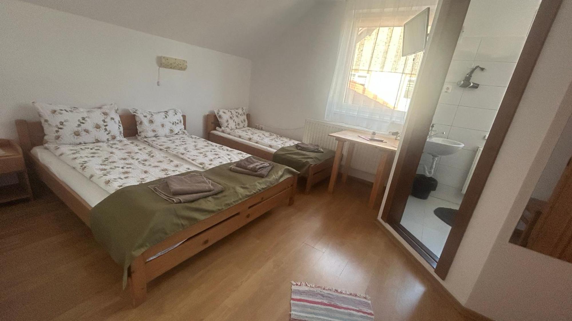 Kincses Panzio Bed & Breakfast Praid Exterior foto